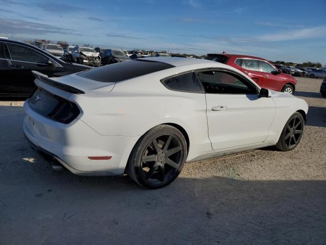 1FA6P8TH4J5175870 - 2018 FORD MUSTANG WHITE photo 3