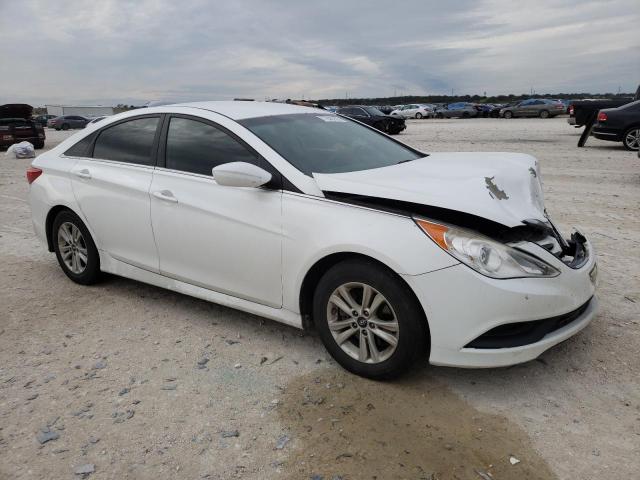 5NPEB4AC6EH891745 - 2014 HYUNDAI SONATA GLS WHITE photo 4