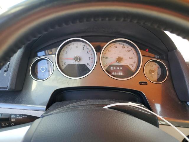 2V4RW4DGXBR805216 - 2011 VOLKSWAGEN ROUTAN S ვერცხლისფერი ფოტო 9