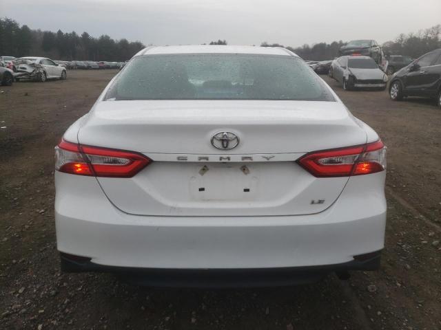 4T1B11HK2JU638368 - 2018 TOYOTA CAMRY L WHITE photo 6