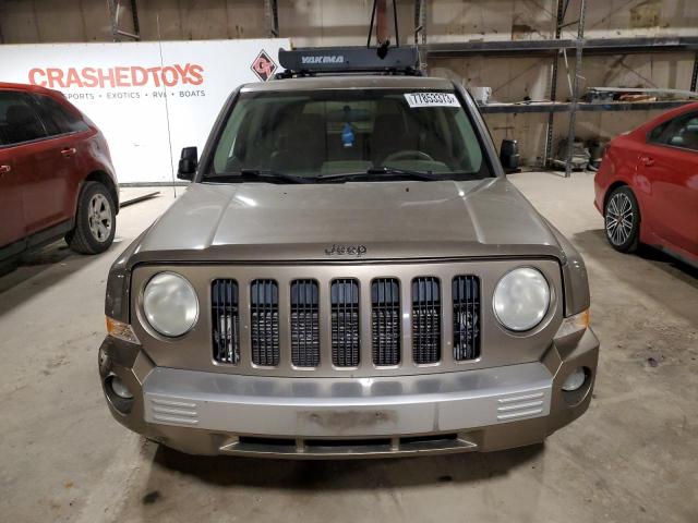 1J8FF48W57D372339 - 2007 JEEP PATRIOT LIMITED GRAY photo 5