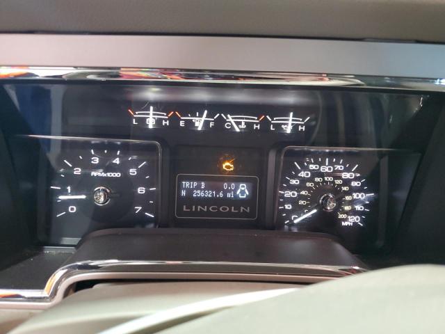5LMJJ2J54AEJ07881 - 2010 LINCOLN NAVIGATOR შავი ფოტო 9