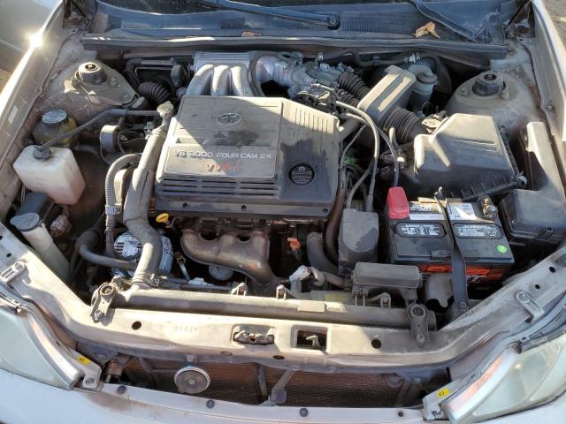 4T1BF28B82U247654 - 2002 TOYOTA AVALON XL GOLD photo 11