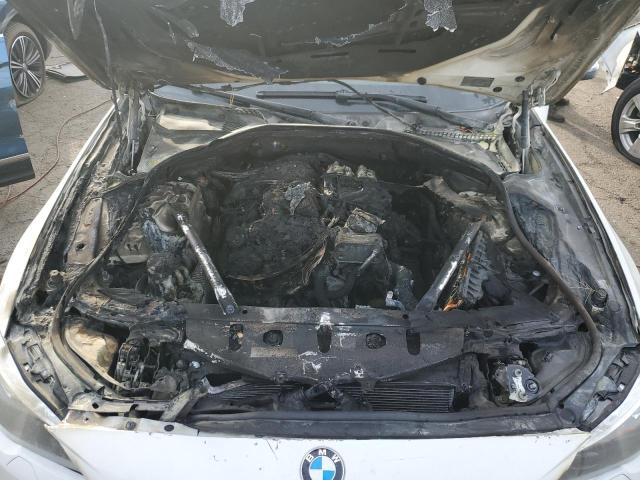 WBA5A7C54FD625907 - 2015 BMW 528 XI WHITE photo 11