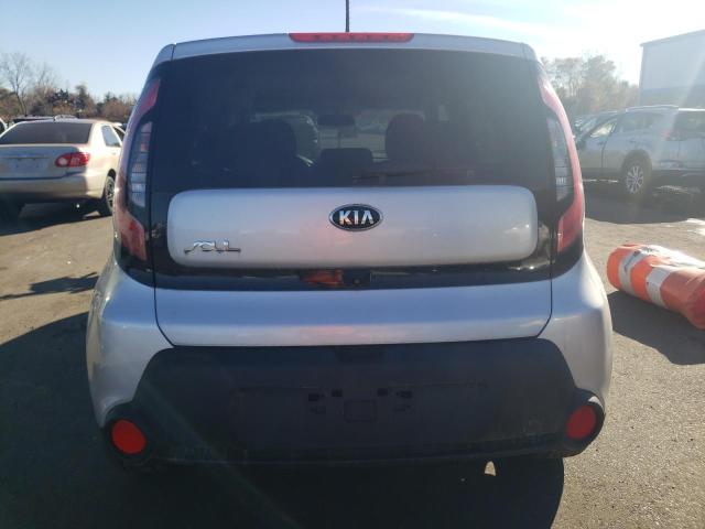 KNDJP3A59E7703719 - 2014 KIA SOUL + SILVER photo 6