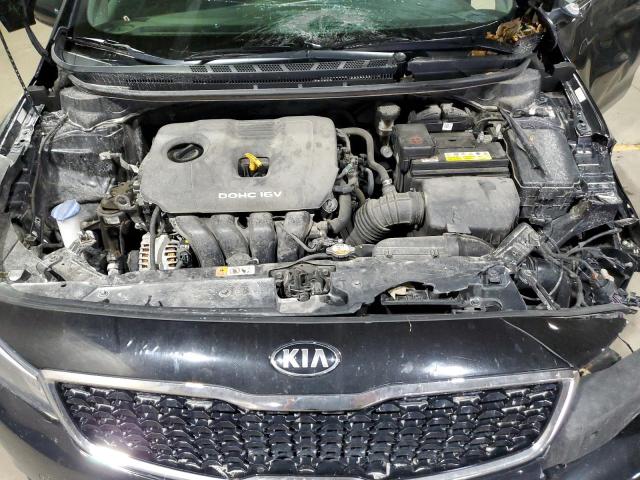 3KPFK4A70HE100142 - 2017 KIA FORTE LX BLACK photo 11