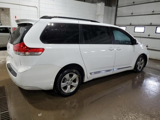 5TDKK3DC7ES491664 - 2014 TOYOTA SIENNA LE WHITE photo 3