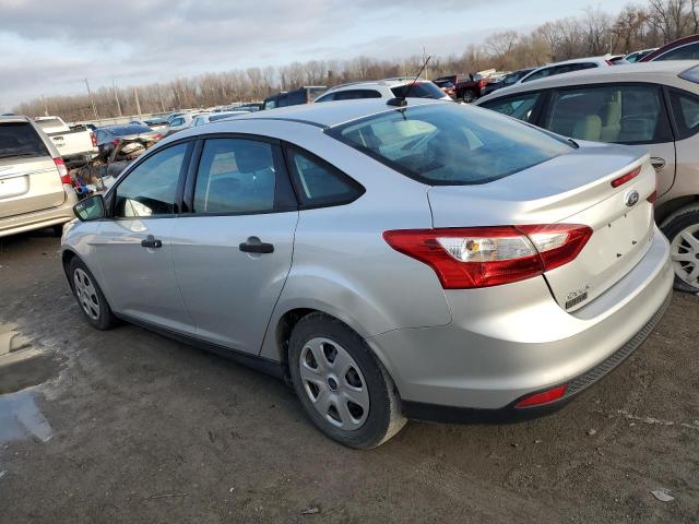 1FADP3E27DL195663 - 2013 FORD FOCUS S SILVER photo 2