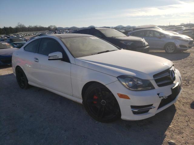 WDDGJ4HB3EG217877 - 2014 MERCEDES-BENZ C250 250 WHITE photo 4