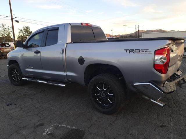 5TFRY5F19FX188322 - 2015 TOYOTA TUNDRA DOUBLE CAB SR/SR5 SILVER photo 2