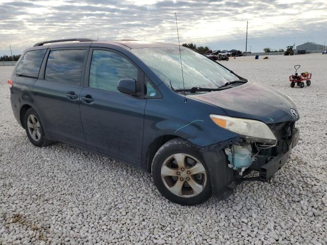 5TDKK3DC7BS048720 - 2011 TOYOTA SIENNA LE BLUE photo 4