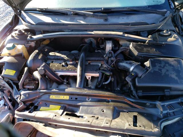 YV1RS592352468555 - 2005 VOLVO S60 2.5T SILVER photo 11