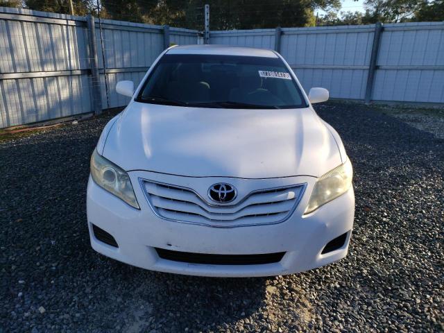 4T1BF3EK0BU753246 - 2011 TOYOTA CAMRY BASE WHITE photo 5