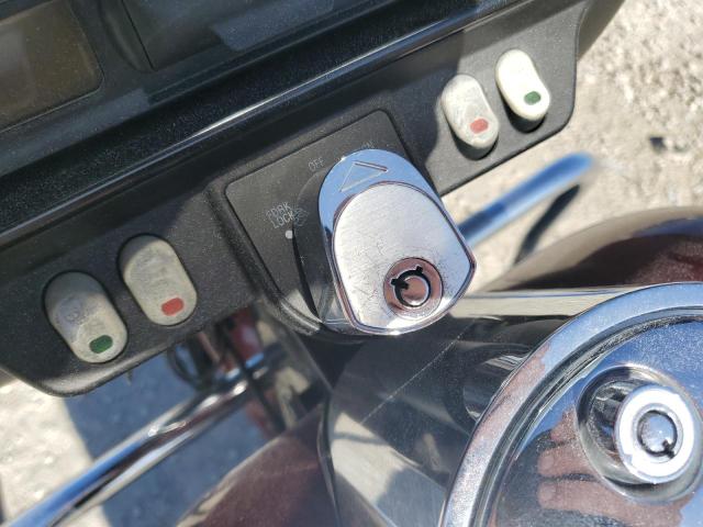 1HD1FCW101Y660755 - 2001 HARLEY-DAVIDSON FLHTCUI 勃艮第红 照片 8