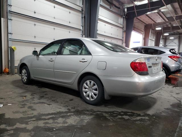 4T1BE32KX6U735186 - 2006 TOYOTA CAMRY LE SILVER photo 2