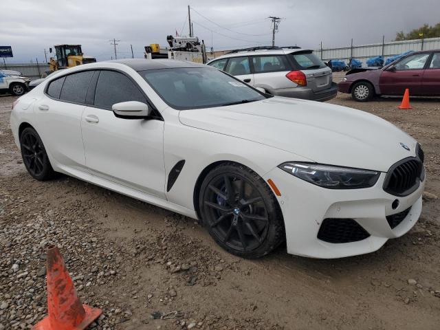 WBAGV8C05LCE00682 - 2020 BMW M850XI WHITE photo 4
