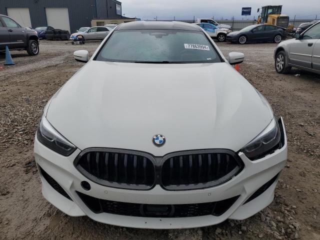WBAGV8C05LCE00682 - 2020 BMW M850XI WHITE photo 5