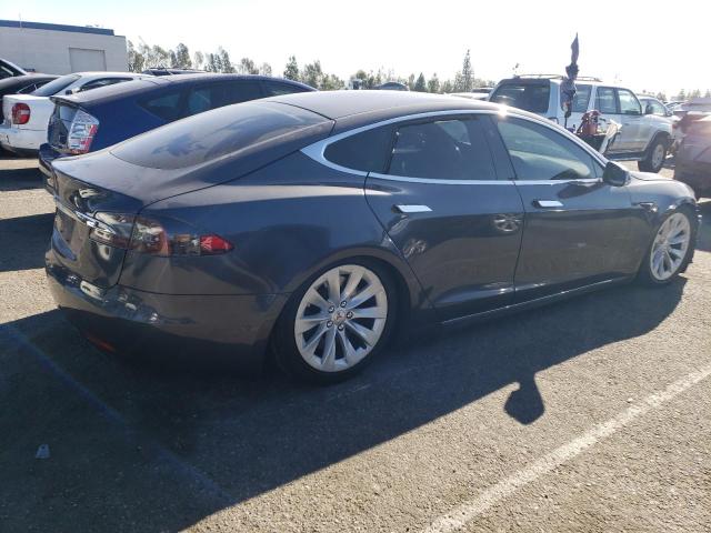 5YJSA1E22LF362116 - 2020 TESLA MODEL S GRAY photo 3