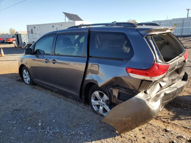 5TDKK3DC6DS360773 - 2013 TOYOTA SIENNA LE GRAY photo 2