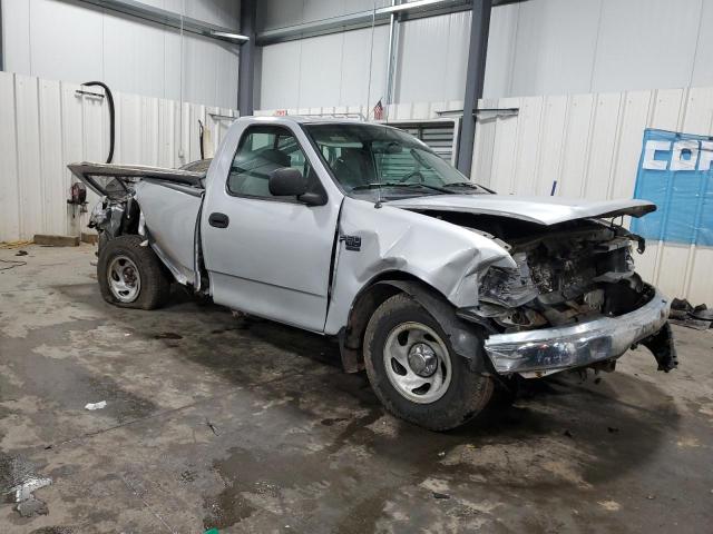 2FTRF17W14CA04563 - 2004 FORD F-150 HERI CLASSIC SILVER photo 4