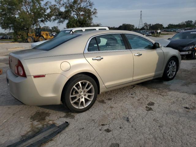 1G1ZE5EB3AF222331 - 2010 CHEVROLET MALIBU LTZ ოქროსფერი ფოტო 3