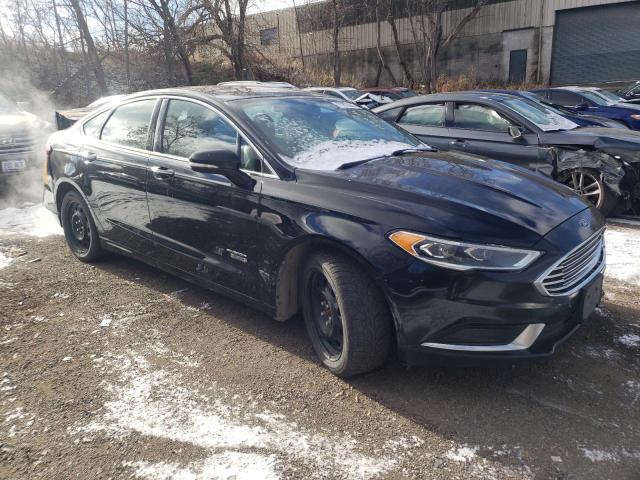 3FA6P0PUXJR264056 - 2018 FORD FUSION SE PHEV BLACK photo 4