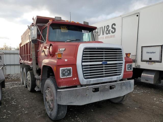 1FDYU90LXJVA23209 - 1988 FORD L-SERIES LT9000 RED photo 1