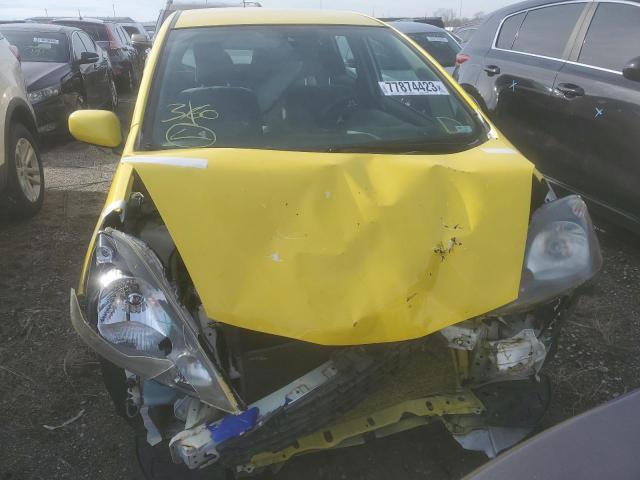 JHMGE8H3XDC031272 - 2013 HONDA FIT YELLOW photo 5