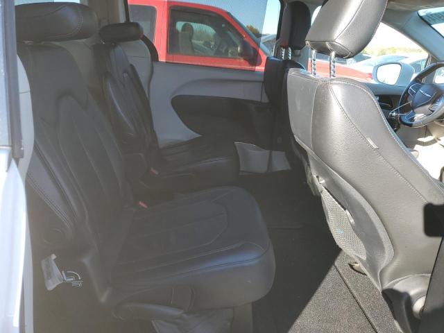 2C4RC1BG7KR652301 - 2019 CHRYSLER PACIFICA TOURING L WHITE photo 11