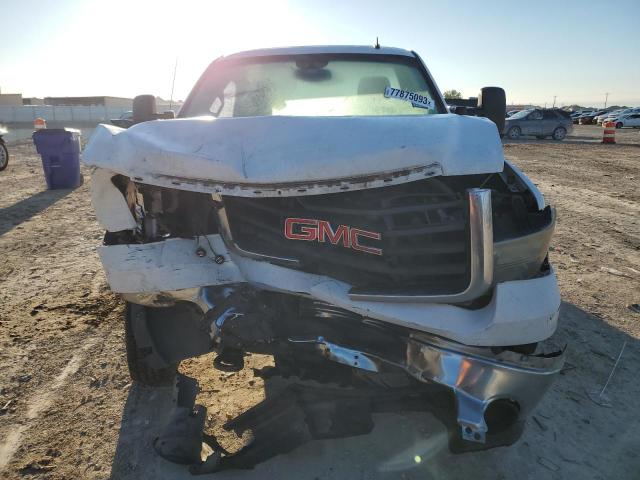 1GTHC24K18E116596 - 2008 GMC SIERRA C2500 HEAVY DUTY WHITE photo 5