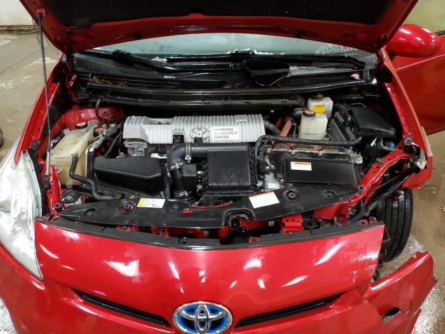 JTDKN3DU9F0462008 - 2015 TOYOTA PRIUS RED photo 11