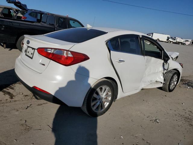 KNAFX4A80F5293179 - 2015 KIA FORTE EX WHITE photo 3