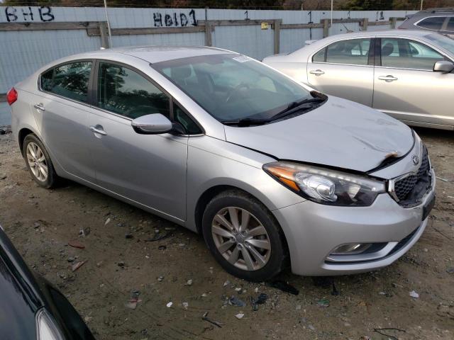 KNAFX4A8XE5175820 - 2014 KIA FORTE EX SILVER photo 4