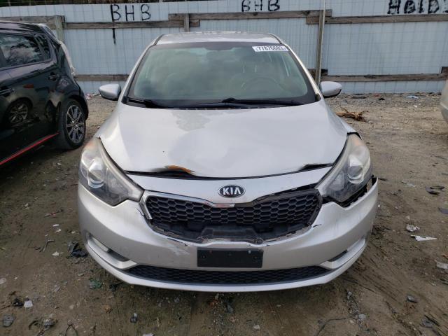 KNAFX4A8XE5175820 - 2014 KIA FORTE EX SILVER photo 5