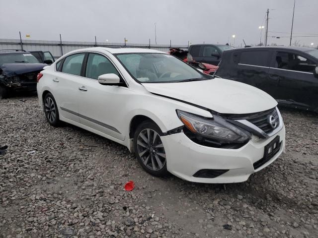 1N4AL3AP0HC228573 - 2017 NISSAN ALTIMA 2.5 WHITE photo 4