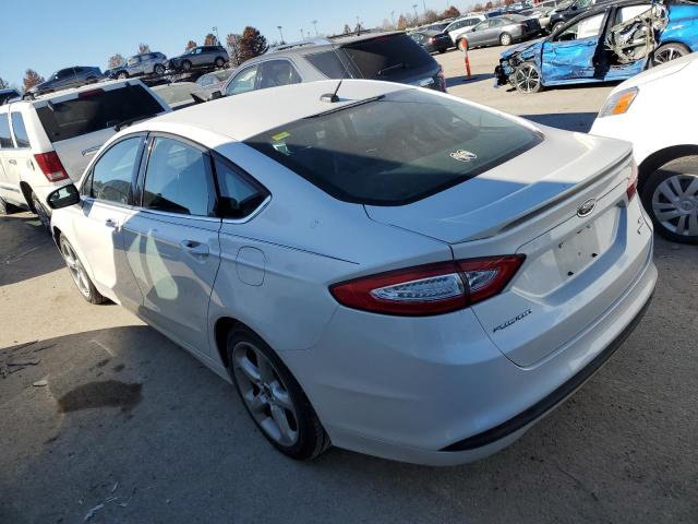 3FA6P0HD9GR124538 - 2016 FORD FUSION SE WHITE photo 2