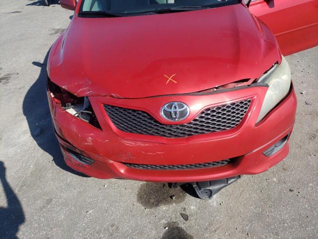 4T1BF3EK9AU564559 - 2010 TOYOTA CAMRY BASE RED photo 11