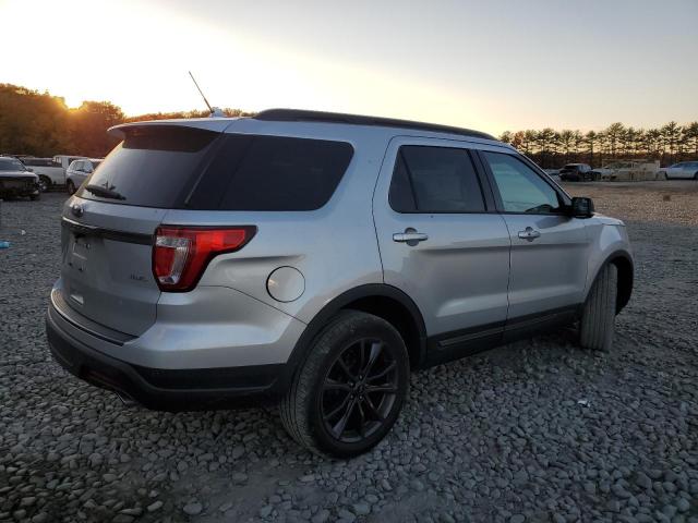 1FM5K8D86JGB62248 - 2018 FORD EXPLORER XLT SILVER photo 3