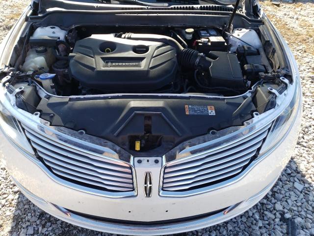 3LN6L2G95FR603144 - 2015 LINCOLN MKZ WHITE photo 11