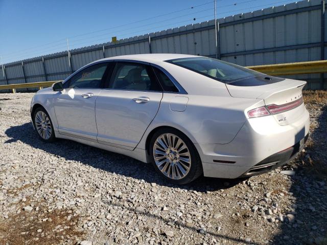 3LN6L2G95FR603144 - 2015 LINCOLN MKZ WHITE photo 2