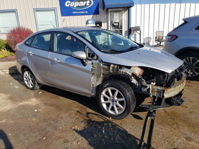 3FADP4BJ7GM107473 - 2016 FORD FIESTA SE SILVER photo 4