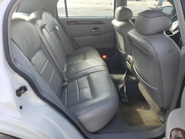 1LNHM81W51Y712740 - 2001 LINCOLN TOWN CAR EXECUTIVE Սպիտակ լուսանկար 10