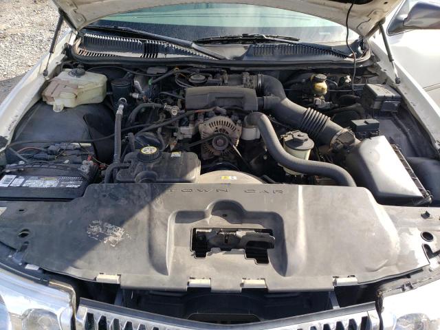 1LNHM81W51Y712740 - 2001 LINCOLN TOWN CAR EXECUTIVE Սպիտակ լուսանկար 11