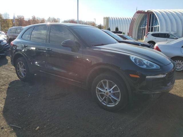 WP1AA2A25GKA37622 - 2016 PORSCHE CAYENNE BLACK photo 4