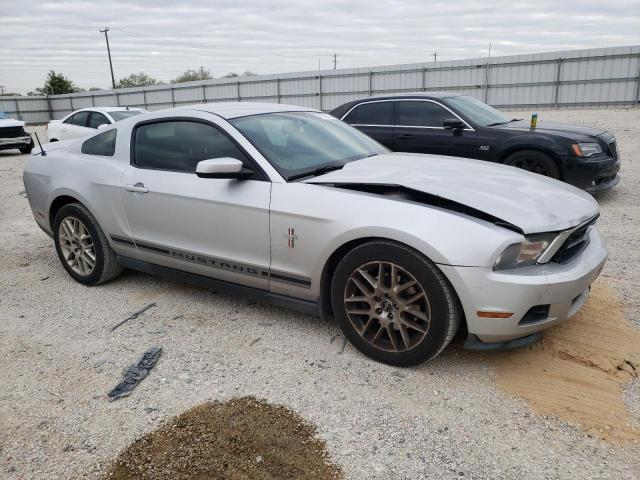 1ZVBP8AM0C5232137 - 2012 FORD MUSTANG SILVER photo 4