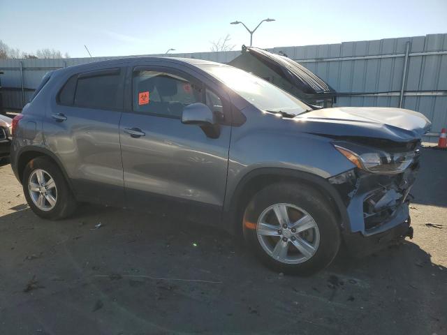 3GNCJKSB1LL208066 - 2020 CHEVROLET TRAX LS GRAY photo 4