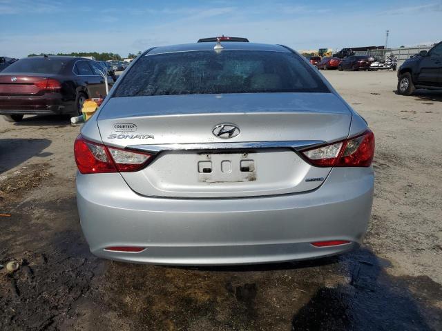 5NPEC4AC0BH078541 - 2011 HYUNDAI SONATA SE GRAY photo 6