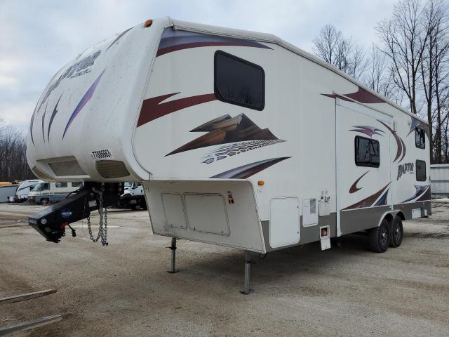 4YDF299279R800507 - 2009 KEYSTONE RAPTOR WHITE photo 2