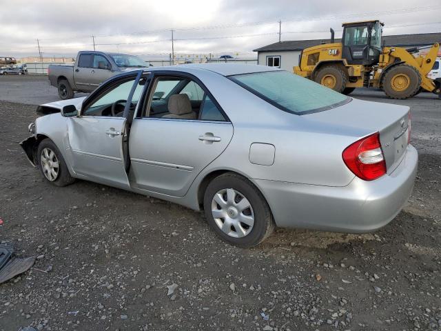 4T1BE32K12U558733 - 2002 TOYOTA CAMRY LE SILVER photo 2