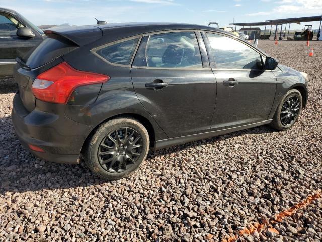 1FAHP3K21CL393871 - 2012 FORD FOCUS SE BLACK photo 3